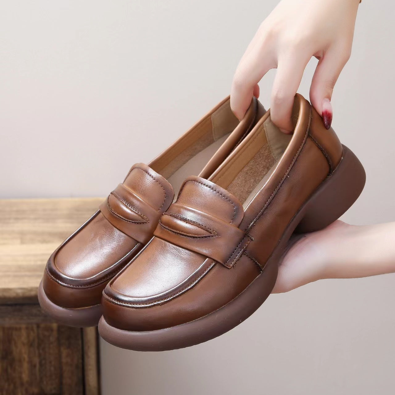 Adiffu Comfortable Round Toe Leather Loafers