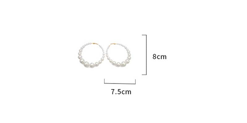 Oversized Pearl Ear Loops