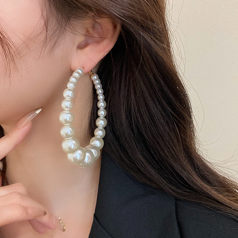 Oversized Pearl Ear Loops