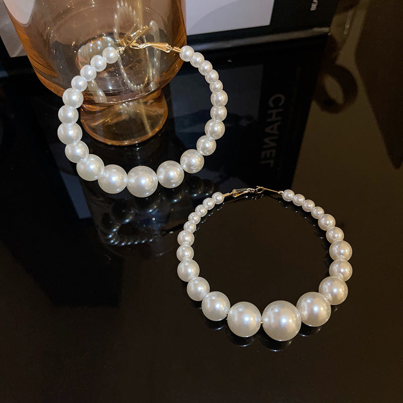 Oversized Pearl Ear Loops