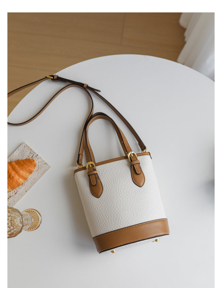 Adiffu Trendy Bucket Bag With Beautiful Design