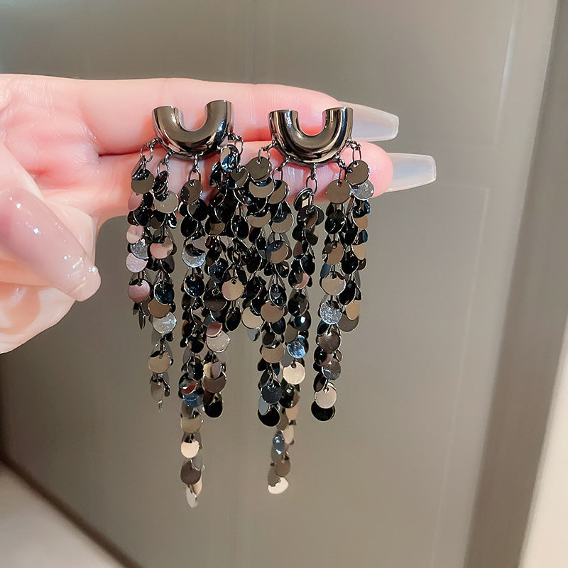 Personalized U-shaped Sequined Tassel Earrings