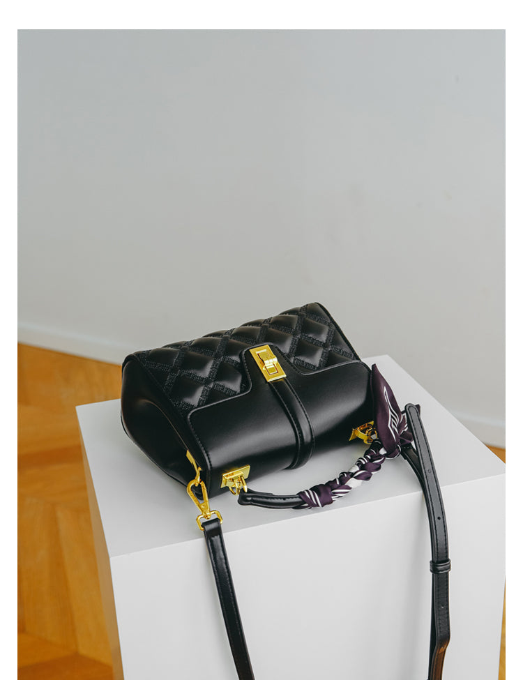 Stylish and Simple Handbag