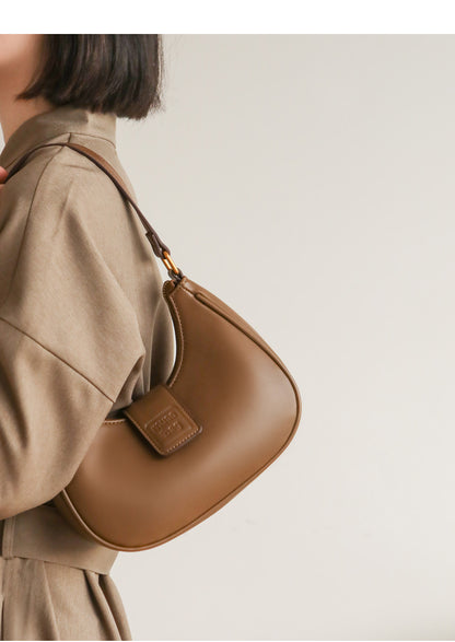 Adiffu Premium Vintage Crescent Bag