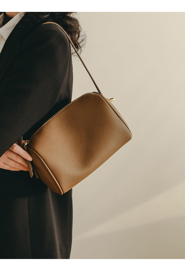 Adiffu Pillow Shoulder Bag