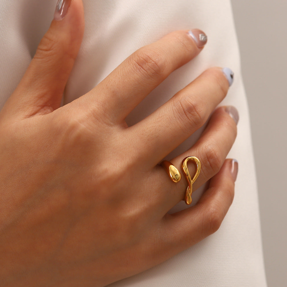 Adiffu Minimalist Crossed Geometric Opening Ring