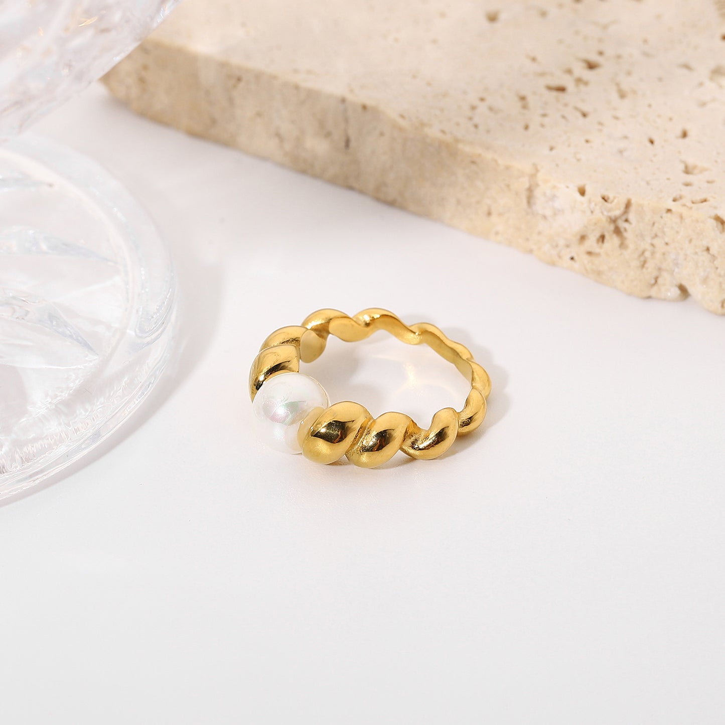 Adiffu Pearl Bread Ring In Geometric Shape