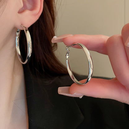 Adiffu French Metallic Earrings