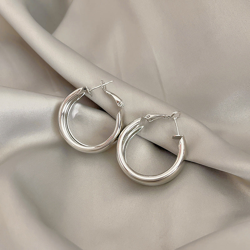 Stylish Gold Wide Face Big Circle Earrings