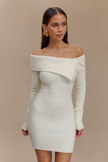 Adiffu Sexy Off-the-shoulder Long-sleeved Knit Dress