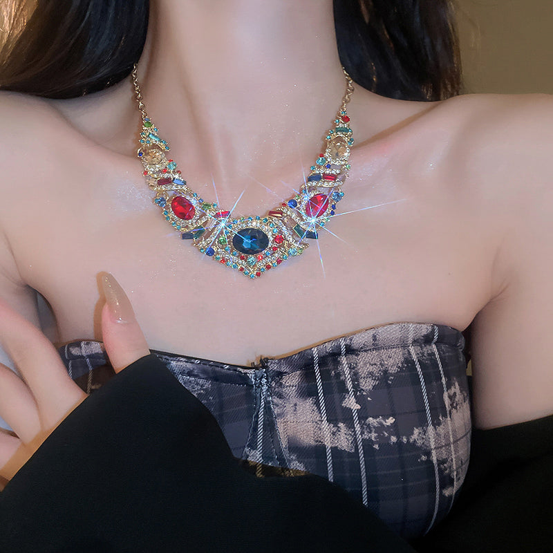 Adiffu Colored Medieval Necklaces And Earrings