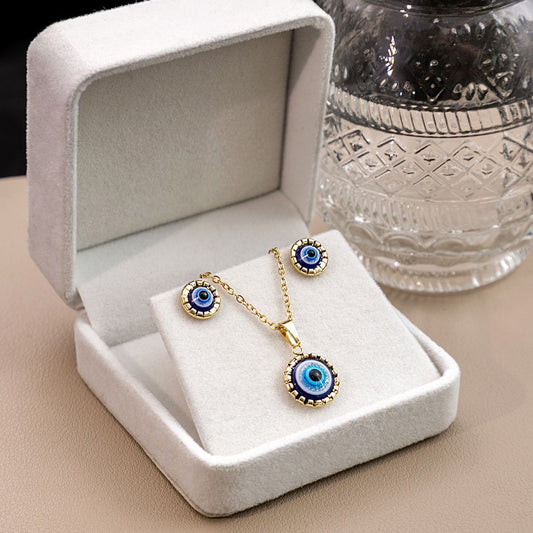 European and American Personality Nightmare Eye Pendant Necklace