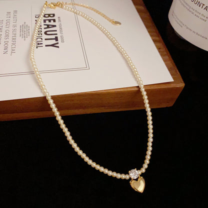 Adiffu French Vintage Metal Love Imitation Pearl Necklace
