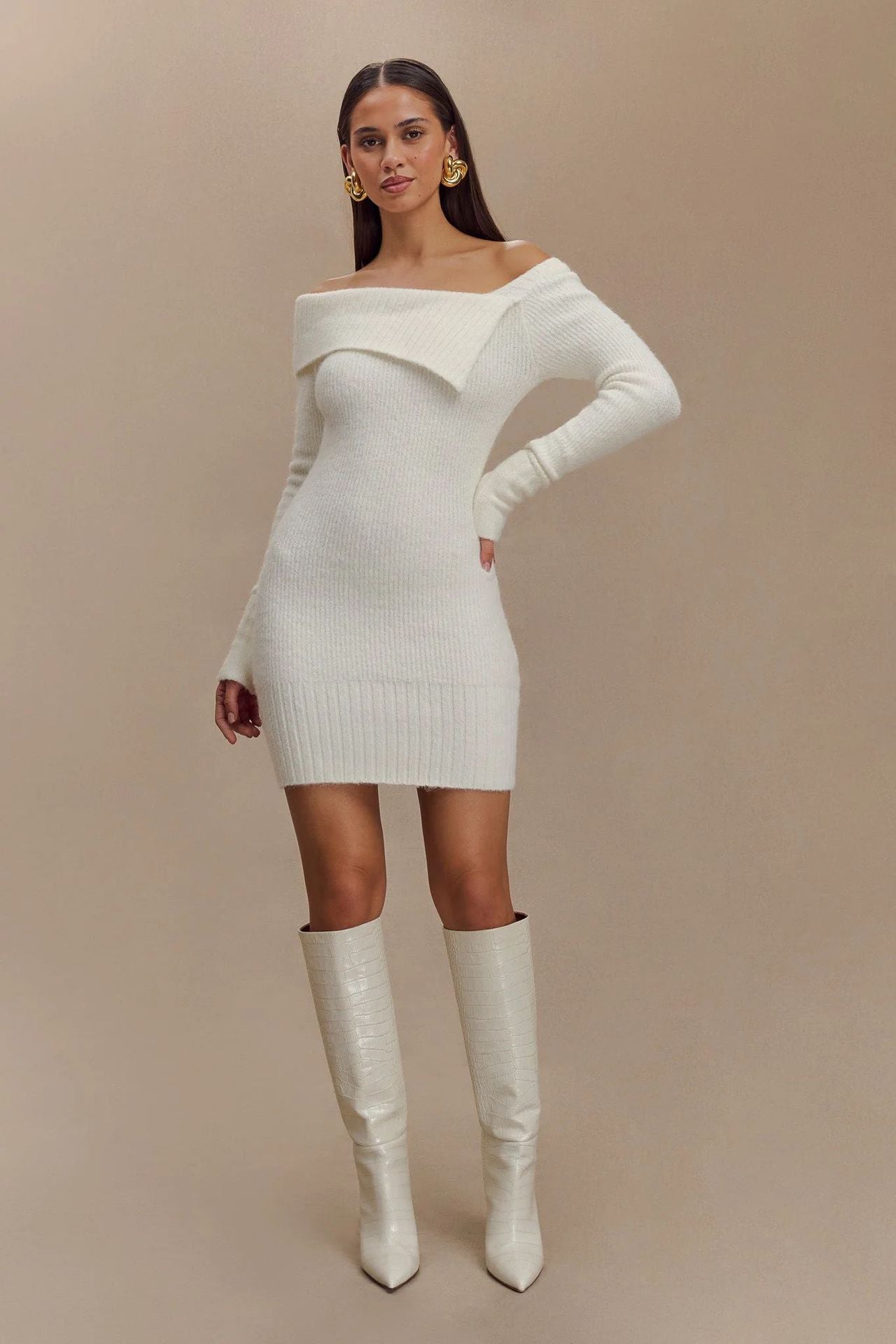Adiffu Sexy Off-the-shoulder Long-sleeved Knit Dress
