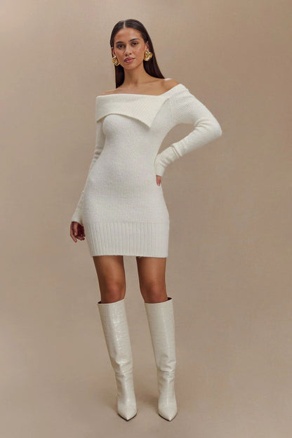 Adiffu Sexy Off-the-shoulder Long-sleeved Knit Dress