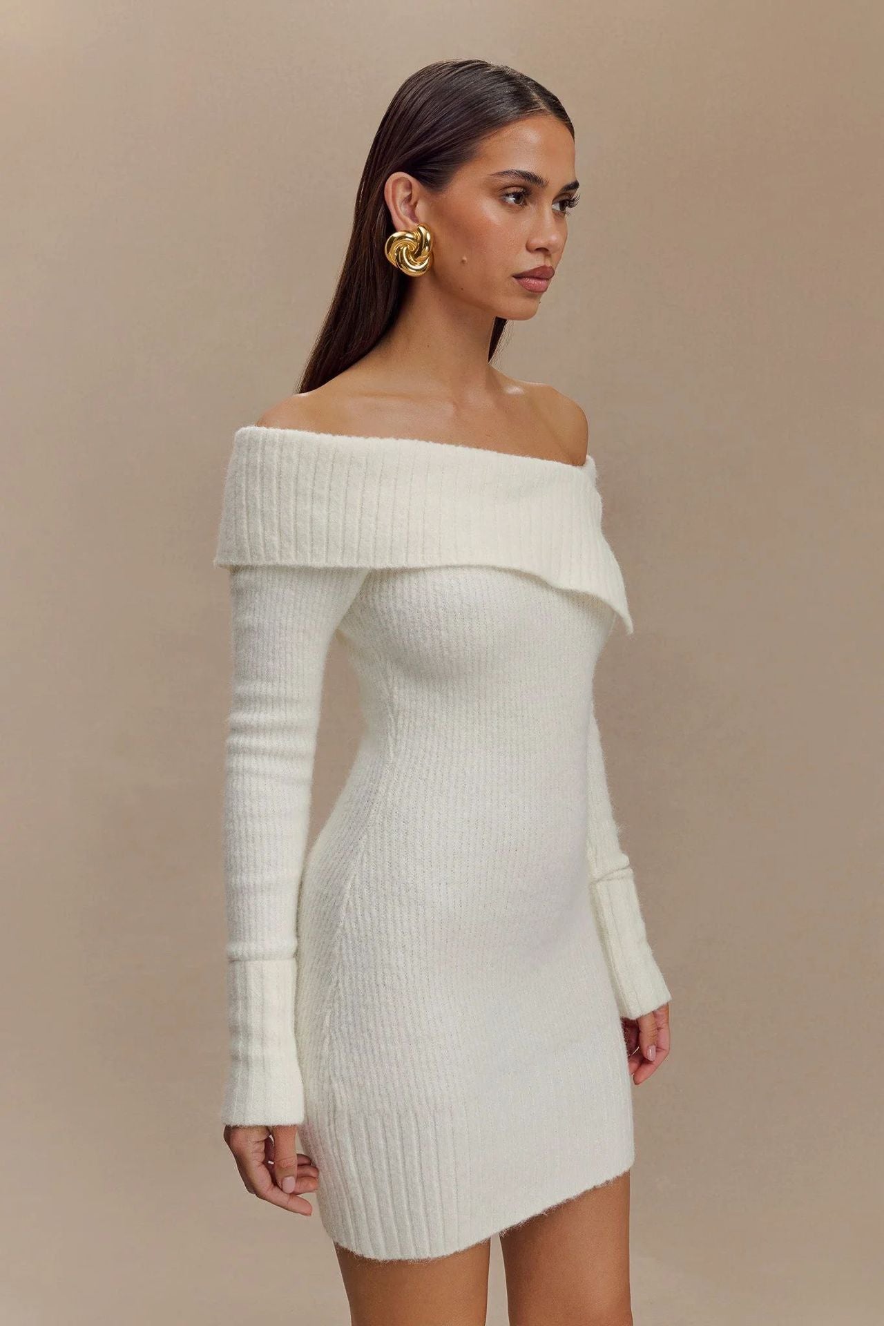 Adiffu Sexy Off-the-shoulder Long-sleeved Knit Dress