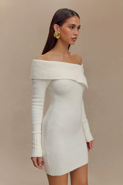 Adiffu Sexy Off-the-shoulder Long-sleeved Knit Dress