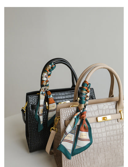 Simple Fashion Atmospheric Handbag And Crossbody Bag