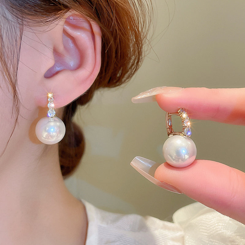 Adiffu Elegant Pearl Earrings