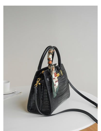 Simple Fashion Atmospheric Handbag And Crossbody Bag