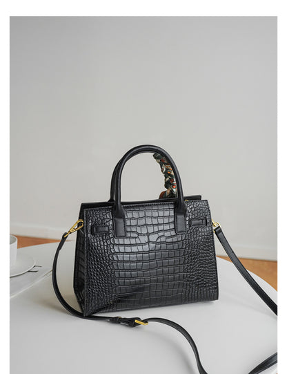 Simple Fashion Atmospheric Handbag And Crossbody Bag
