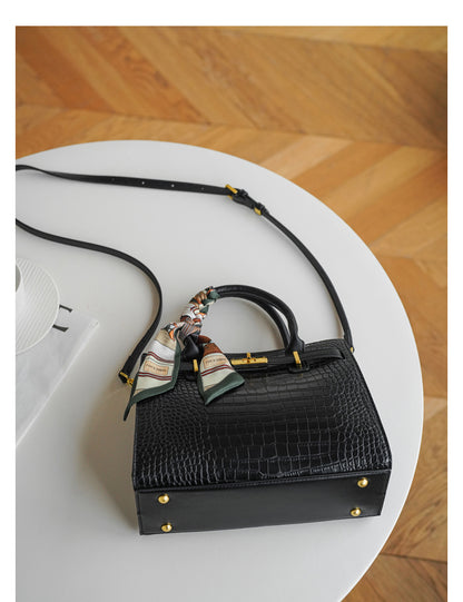 Simple Fashion Atmospheric Handbag And Crossbody Bag