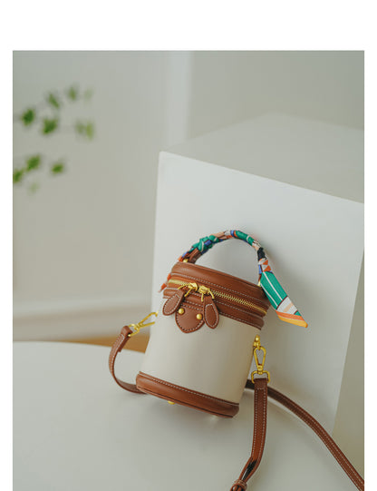 Adiffu Fashionable Barrel-Type Handbag