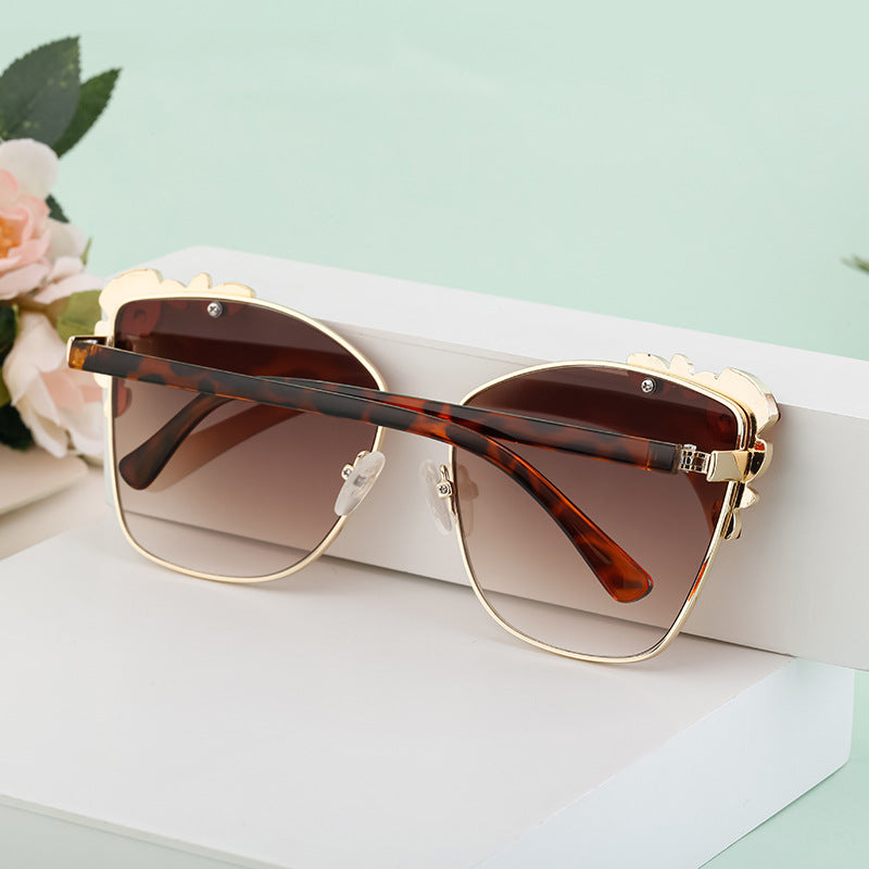 Adiffu Cat-eye Sunglasses With Diamonds