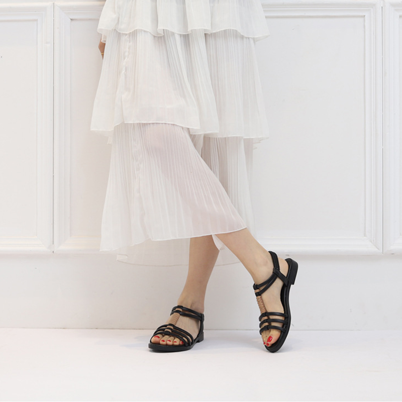 New Bohemian Retro Hollow Flat Comfort Tourist Beach Sandals