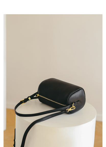 Adiffu Pillow Shoulder Bag