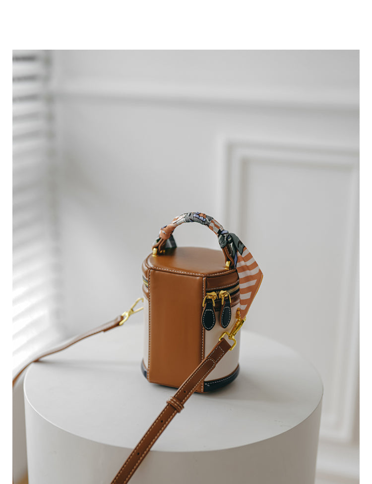 Adiffu Fashionable Barrel-Type Handbag