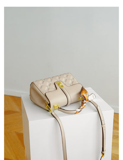 Stylish and Simple Handbag