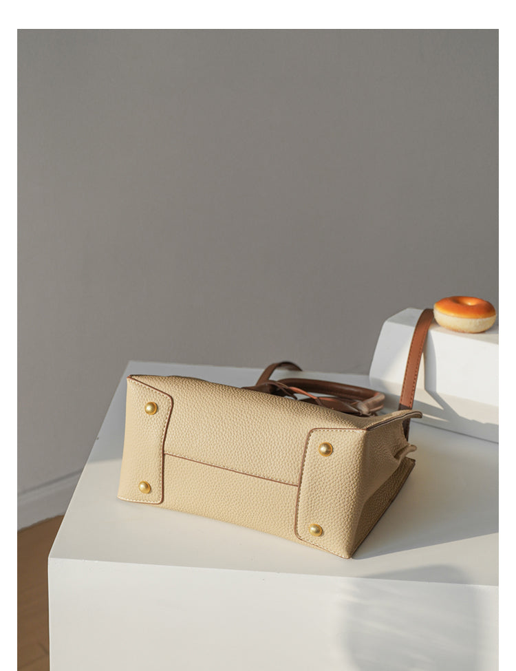 Adiffu Practical High Capacity Square Handbag