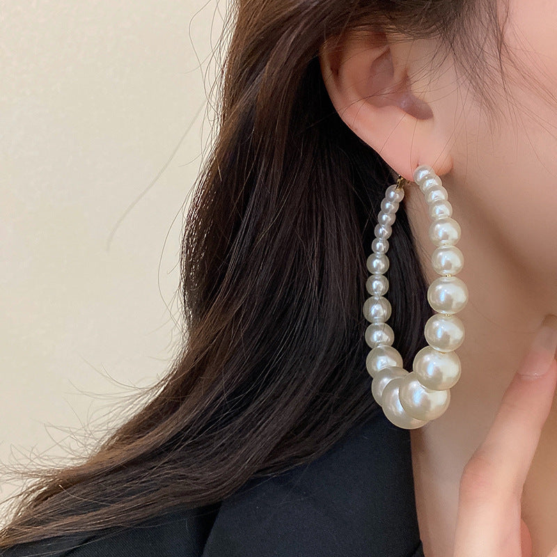Oversized Pearl Ear Loops