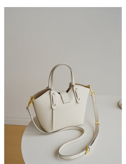 Unique Hand Wing Bag