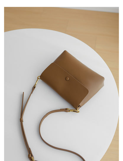 Functional Bucket-Shaped Mother-and-Child Bags