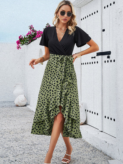 Adiffu Contrasting V-neck Midlength Dress