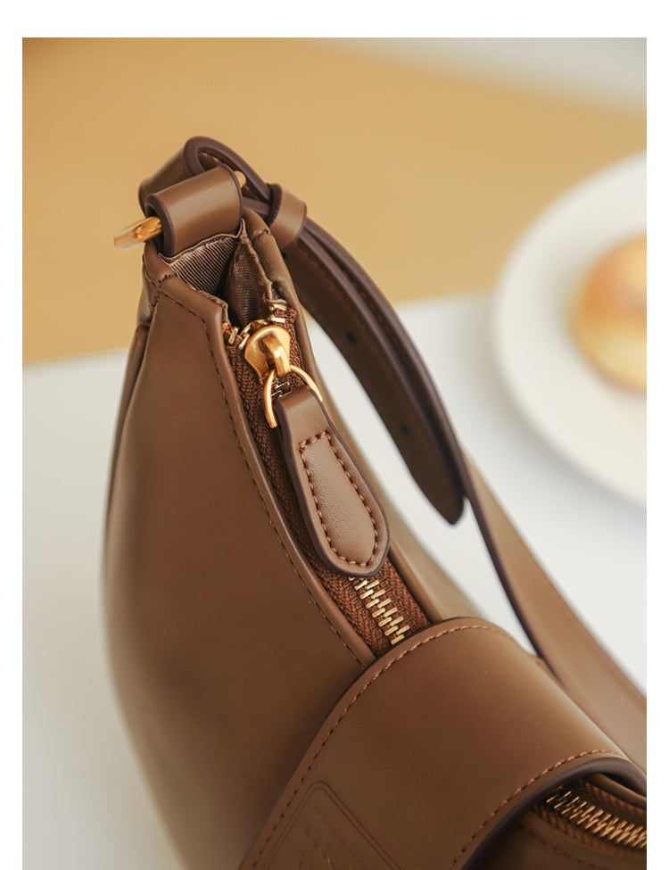 Adiffu Premium Vintage Crescent Bag