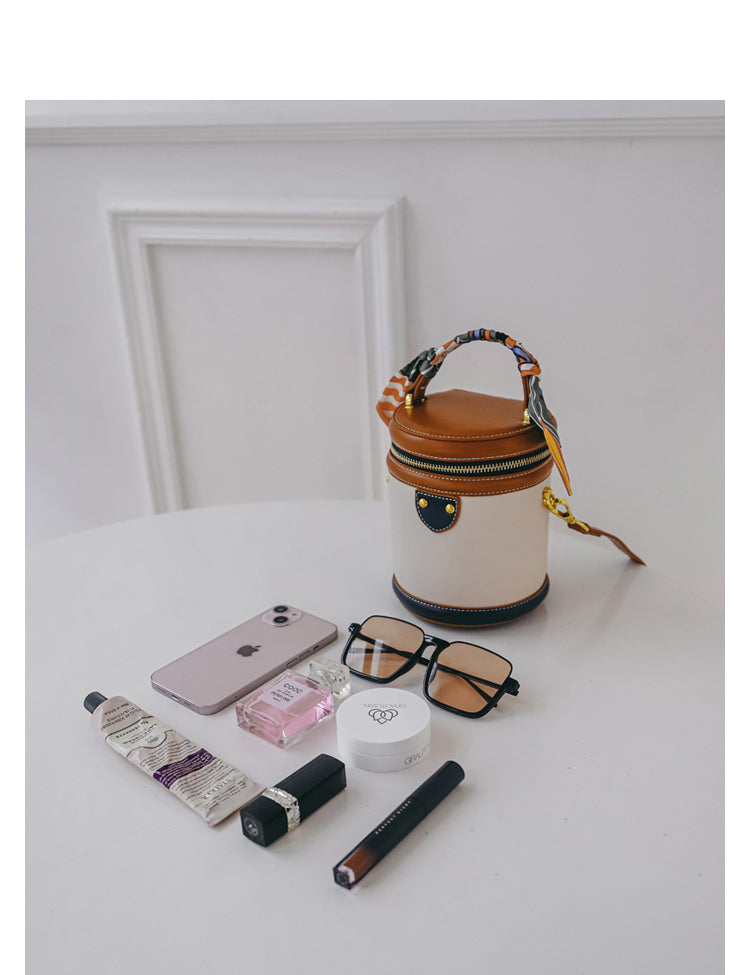 Adiffu Fashionable Barrel-Type Handbag