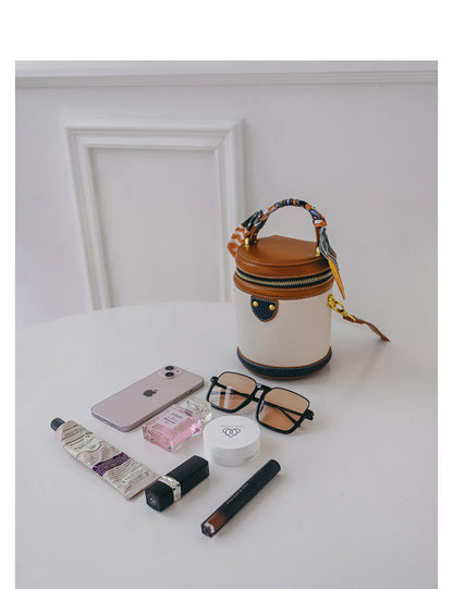 Adiffu Fashionable Barrel-Type Handbag