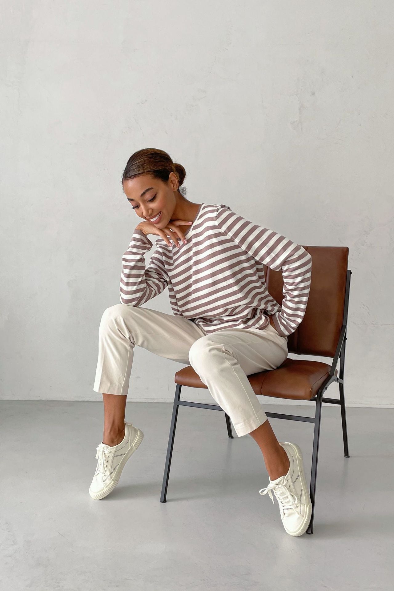 Adiffu Classic Vintage Round Neck Knitted Striped Pullover Sweater For Women