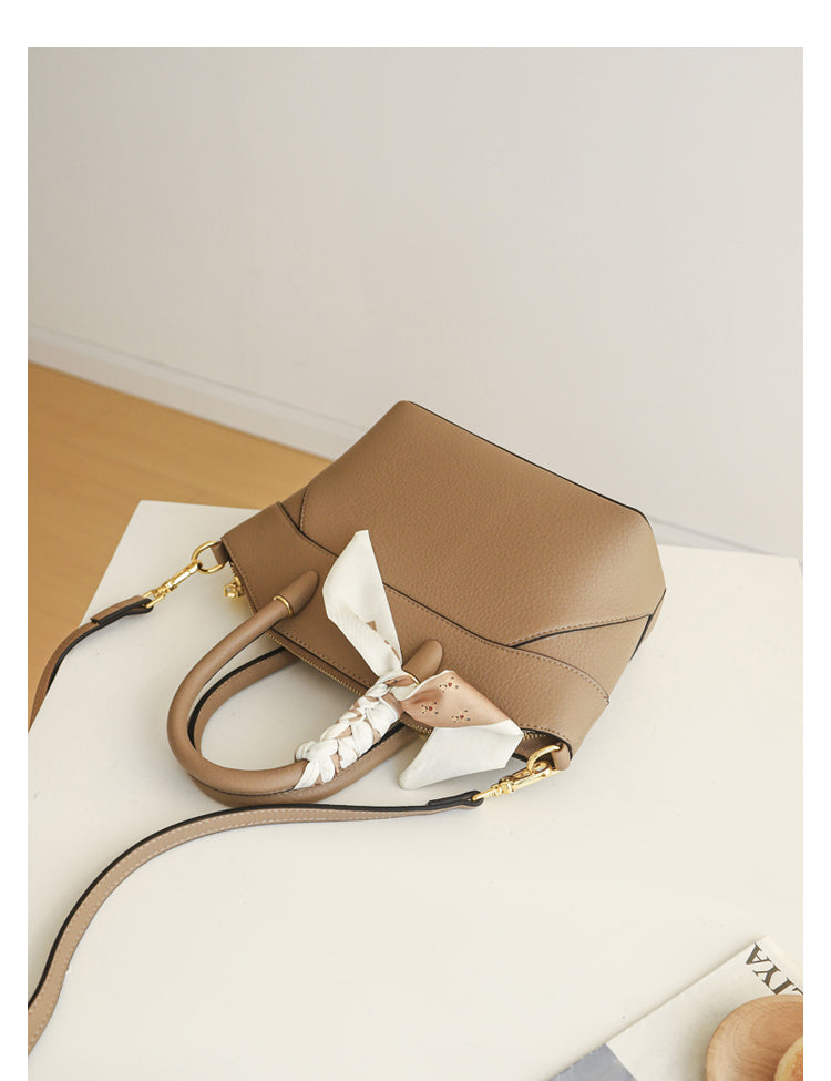 Adiffu High-end Handbag