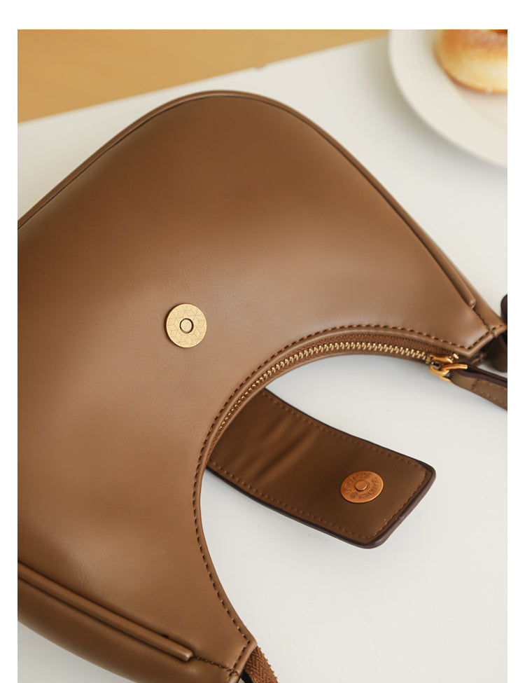 Adiffu Premium Vintage Crescent Bag