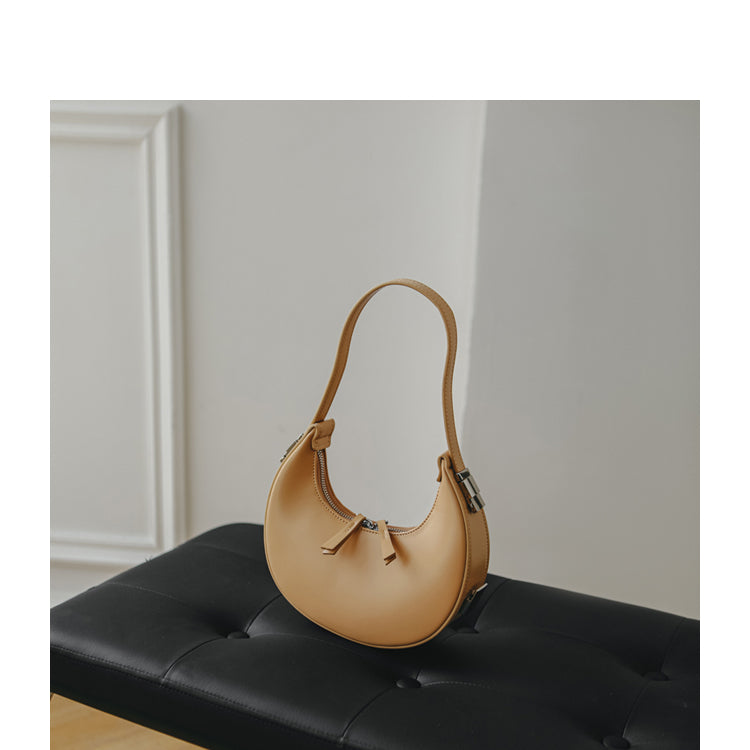New Fashion Simple Personality Crescent Bag