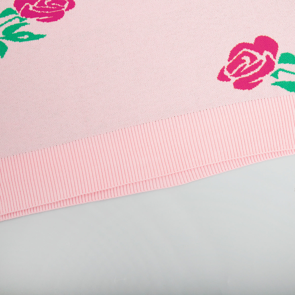 Adiffu Loose Colored Rose Crew-neck Sweater