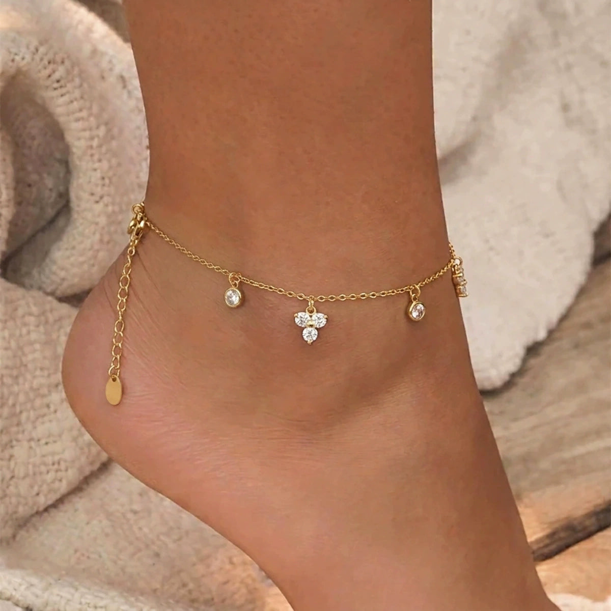 Elegant 18K Gold Stainless Steel Flower Anklet-Simple Fashion Beach Jewelry