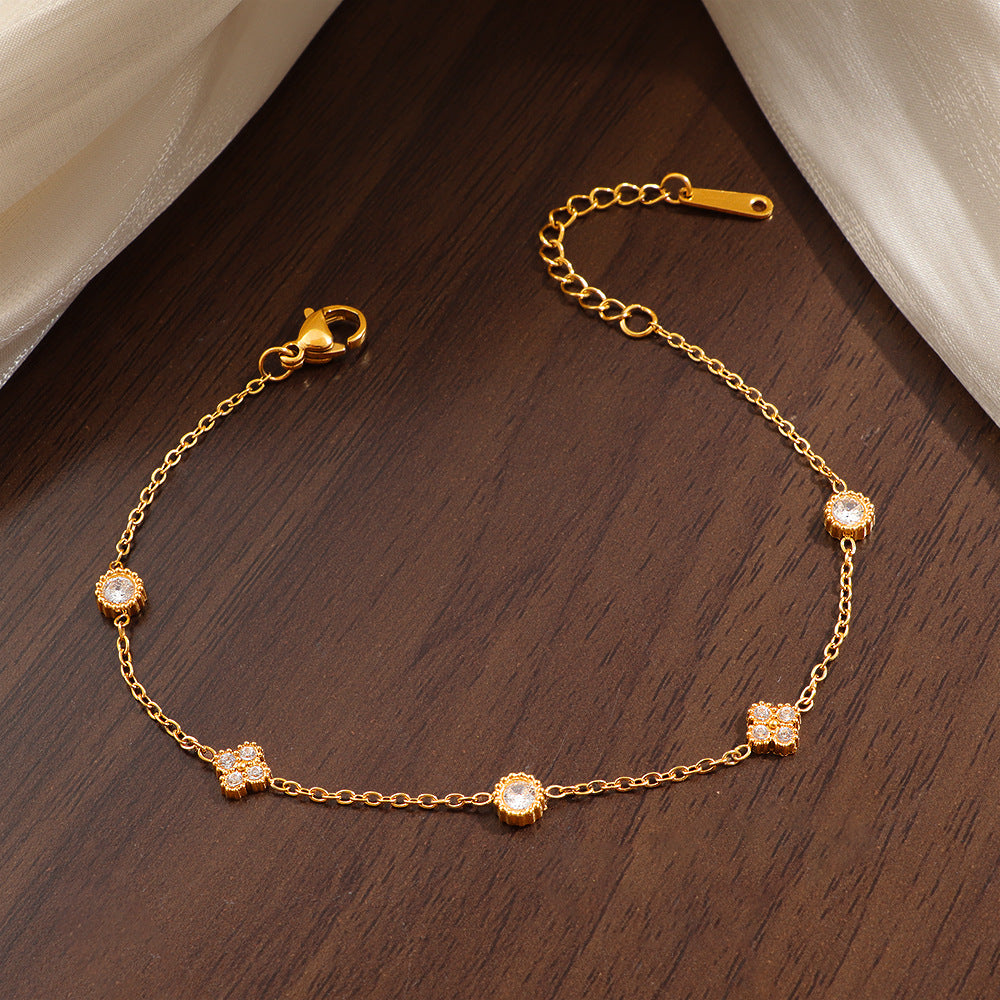 Elegant Minimalist Flower-shaped Circular Zirconia Bracelet