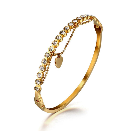Minimalist Gold Heart Pendant Bracelet