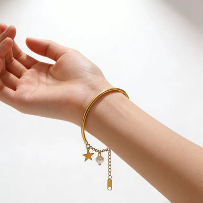 Trendy 18K Gold Plated Bangle Bracelet