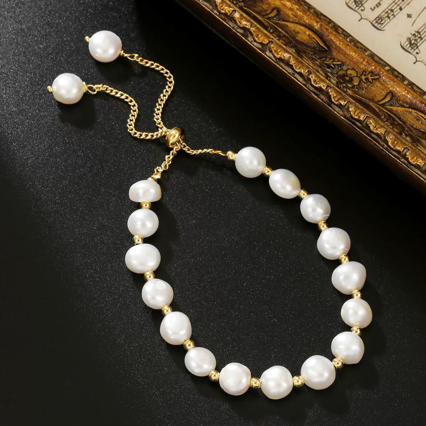 French Style Pearl Bracelet